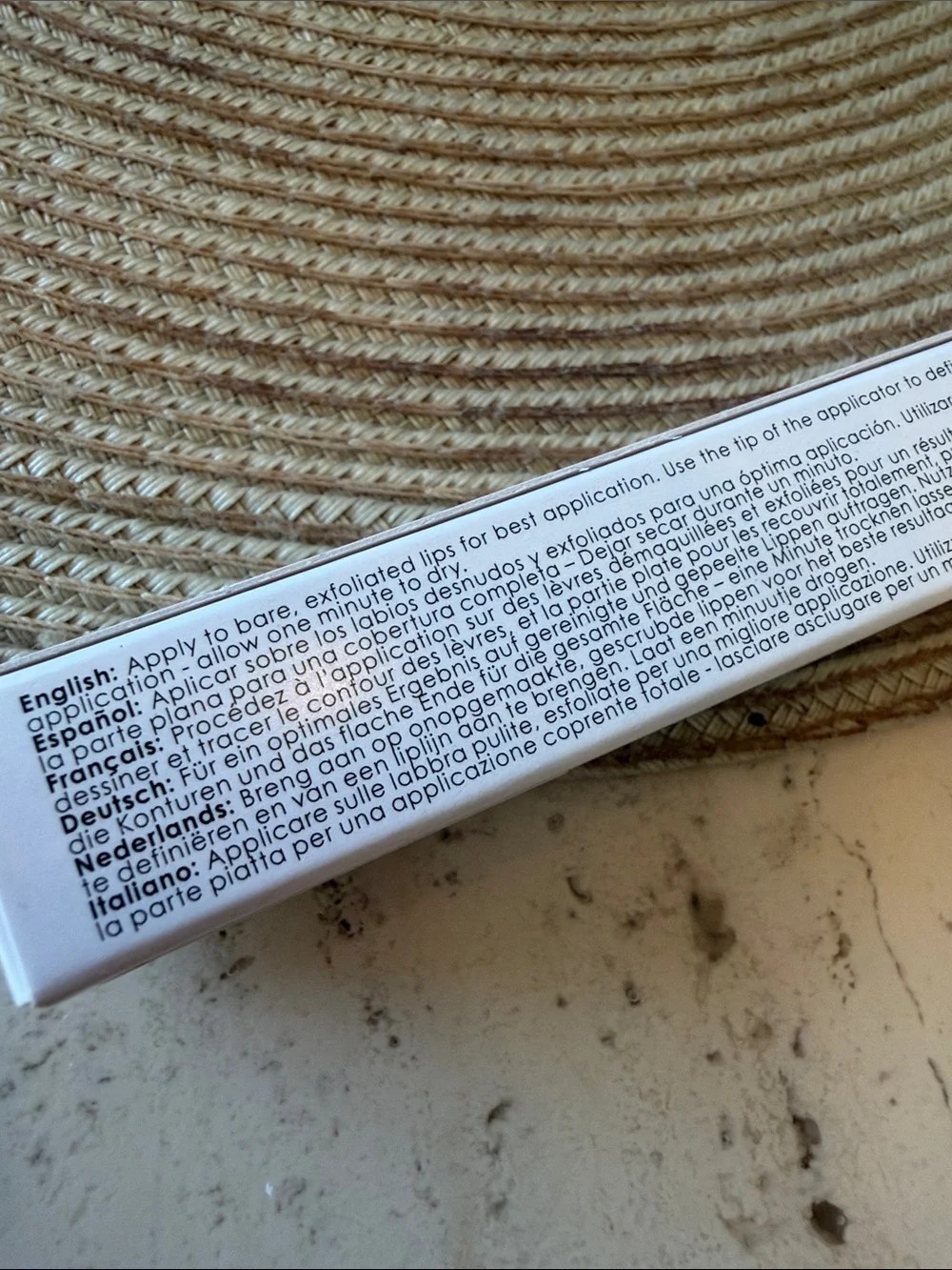 Bodyography lip lava
